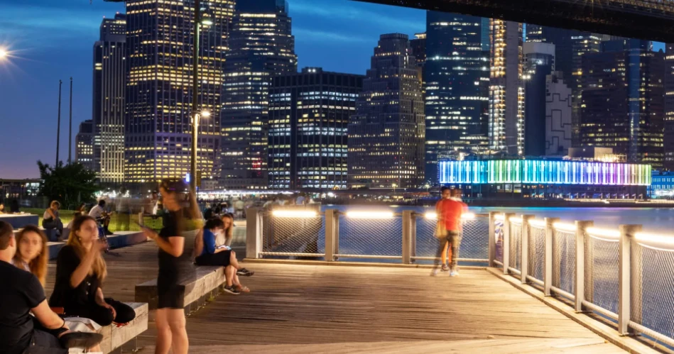 Where to Get the Best Photos on the Brooklyn Bridge?
