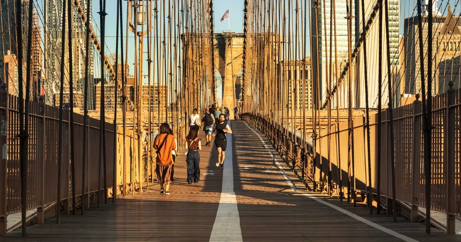 Where to Get the Best Photos on the Brooklyn Bridge?